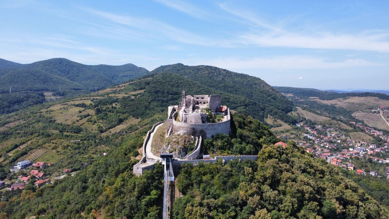 Déva vára