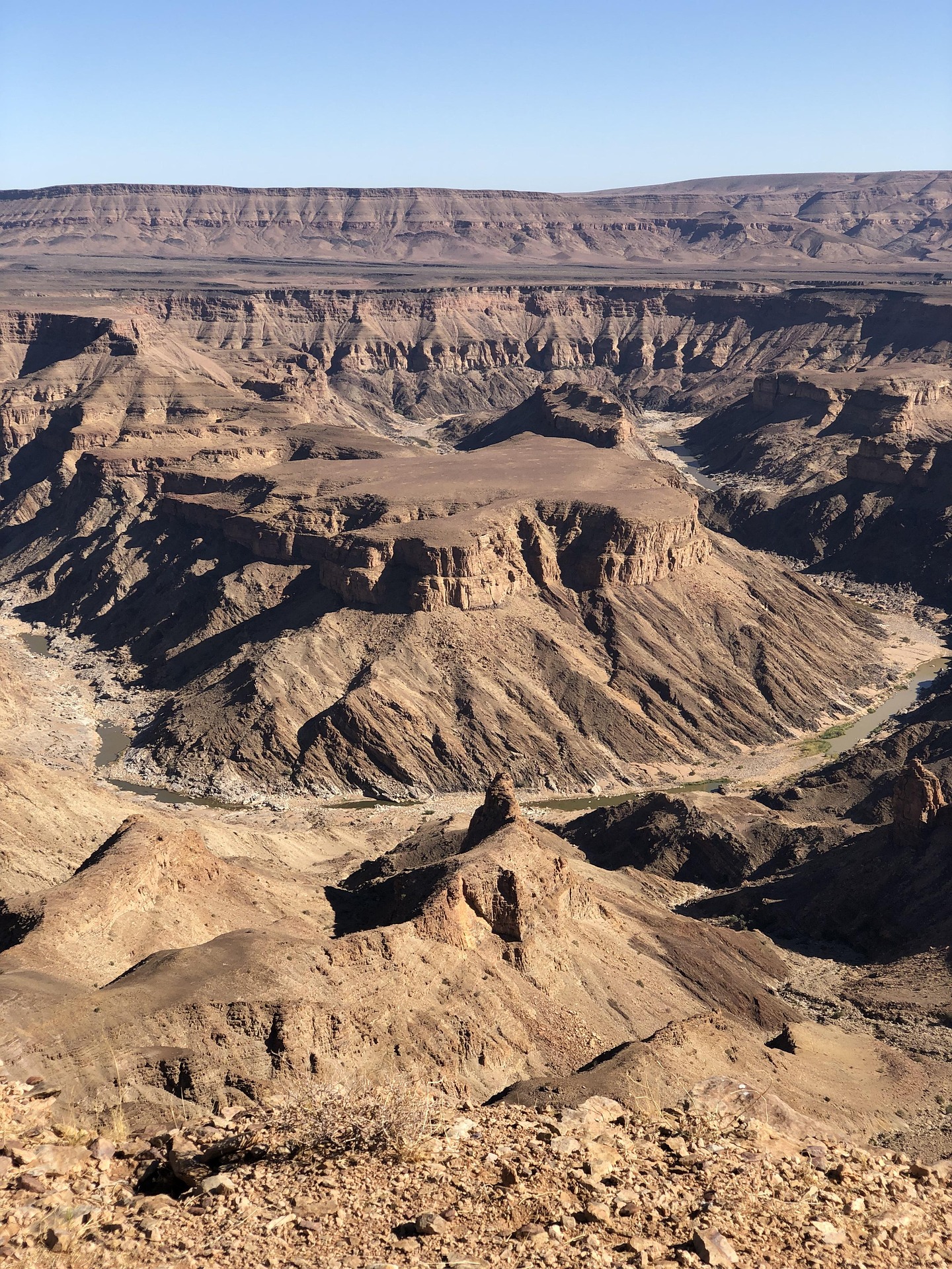 Fish River Canyon hatalmas sziklafalai Namíbiában